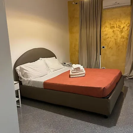 Domus Trastevere 108-2 Hotel *